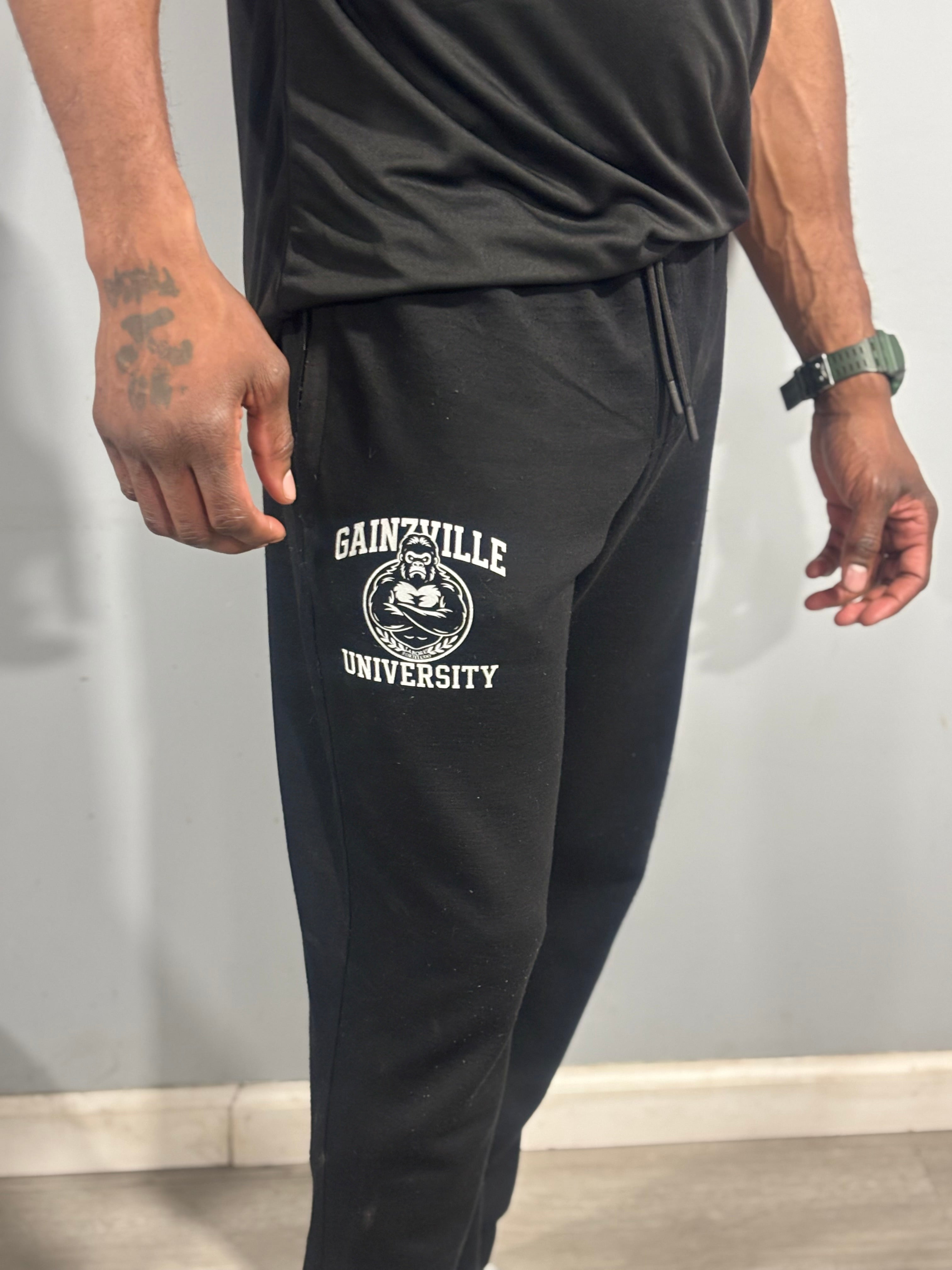 Gainzville Signature Sweatpants