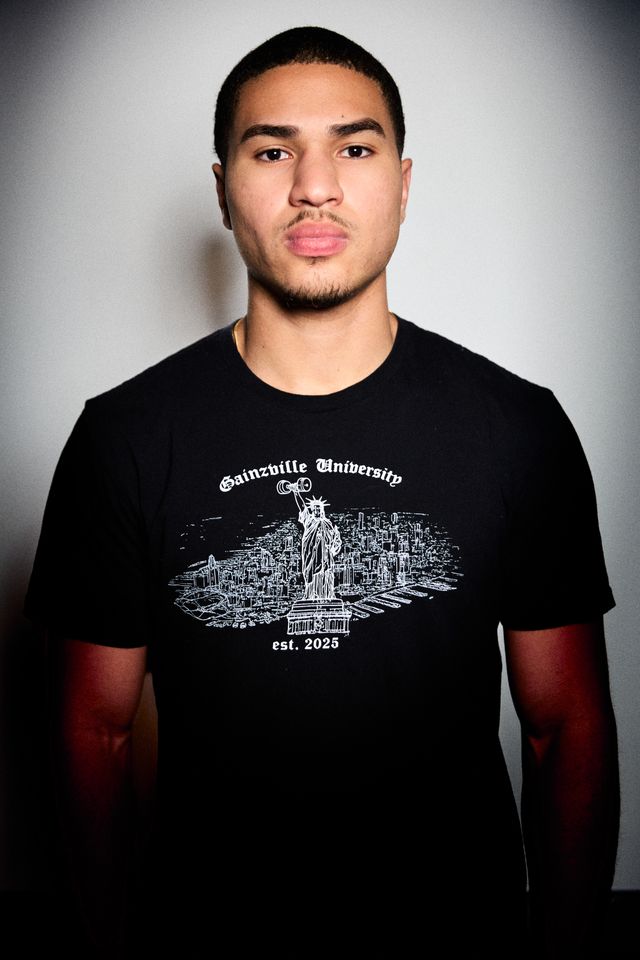 Gainzville University Liberty Lift T-Shirt